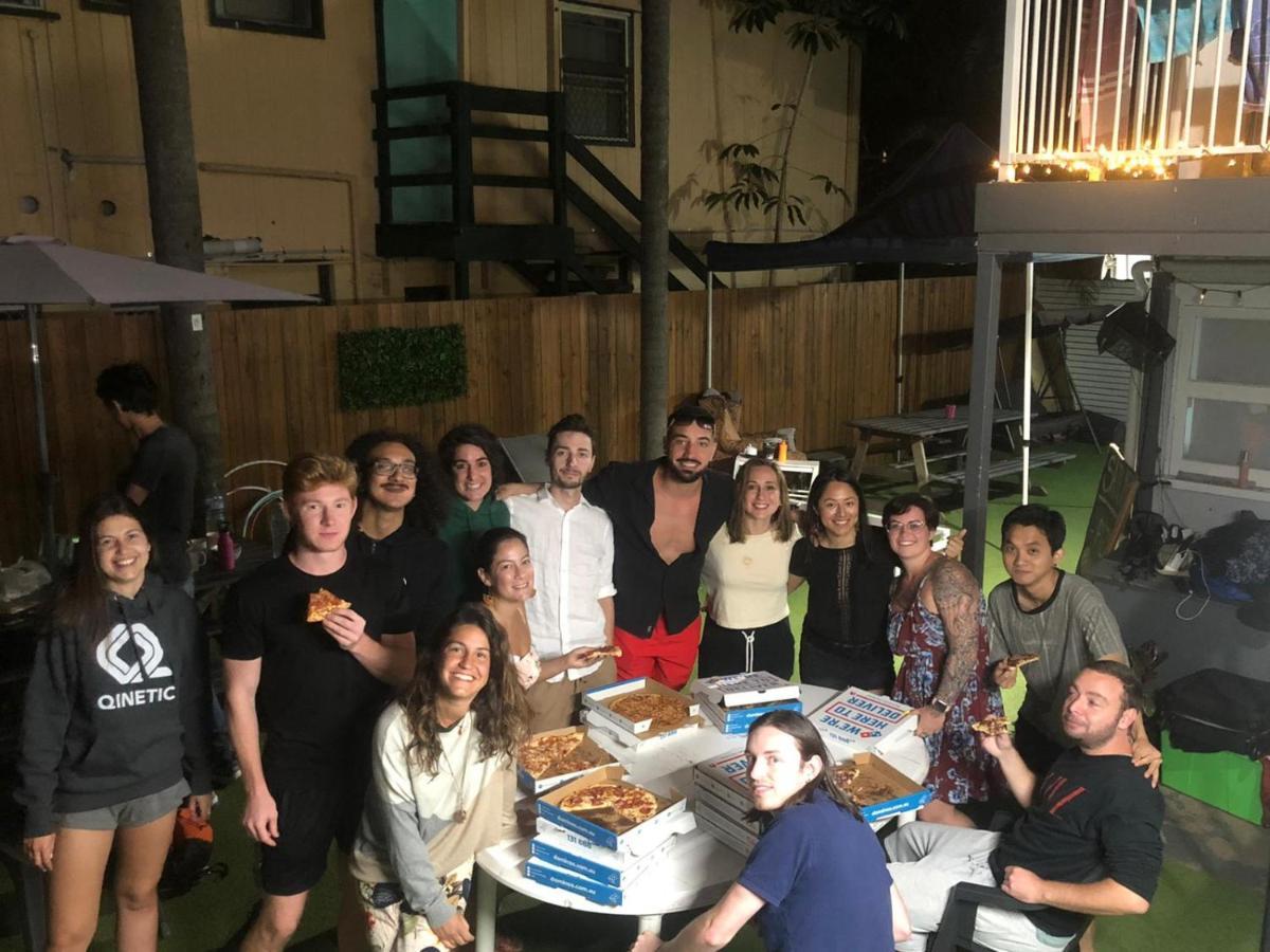 Mumma'S Hostel Surfers Paradise غولد كوست المظهر الخارجي الصورة