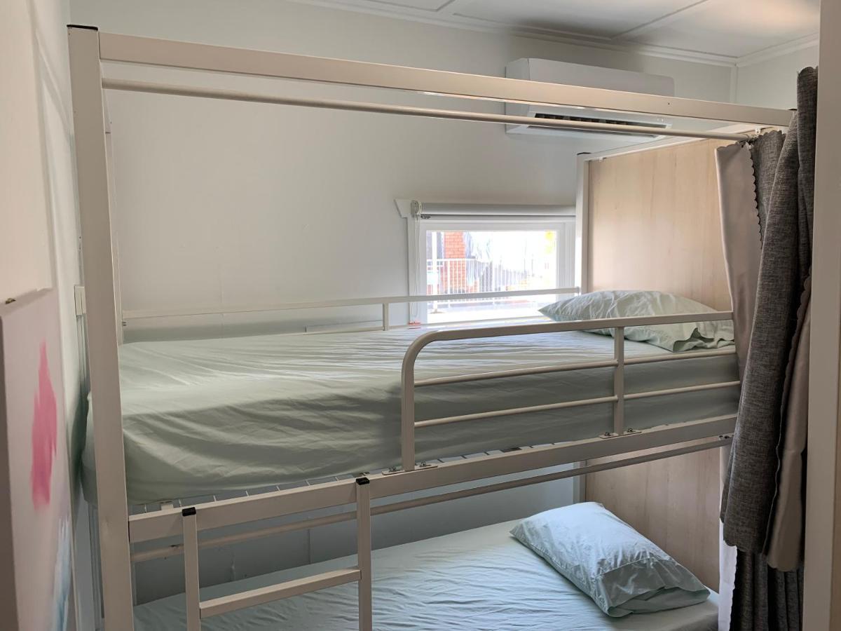Mumma'S Hostel Surfers Paradise غولد كوست المظهر الخارجي الصورة